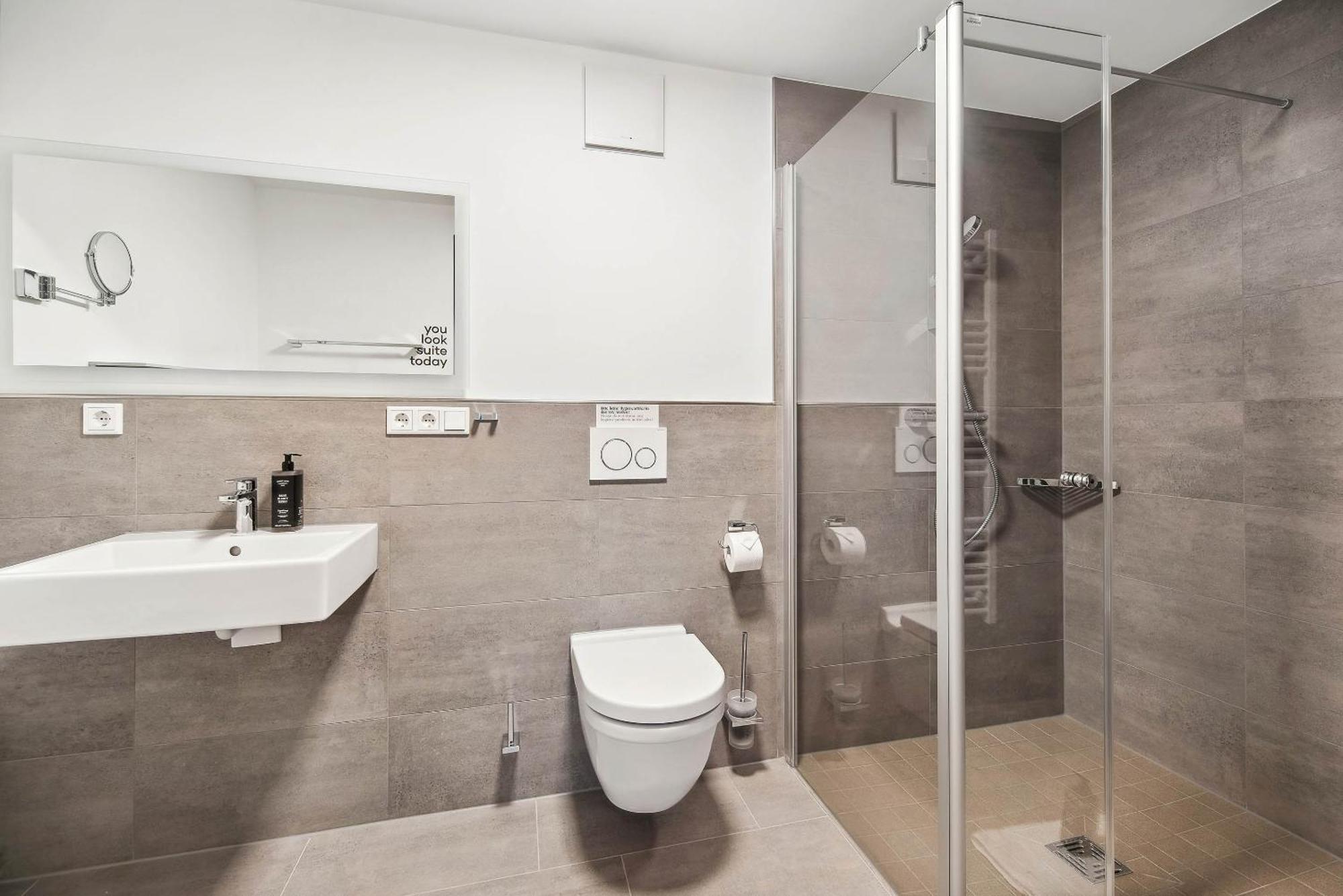 Limehome Kassel Wilhelmsstrasse מראה חיצוני תמונה